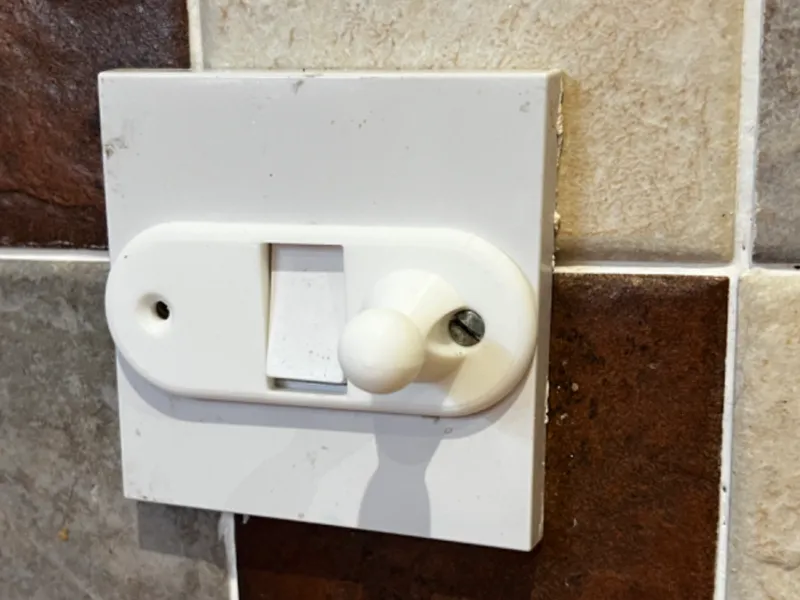 EP One UK Switch mount