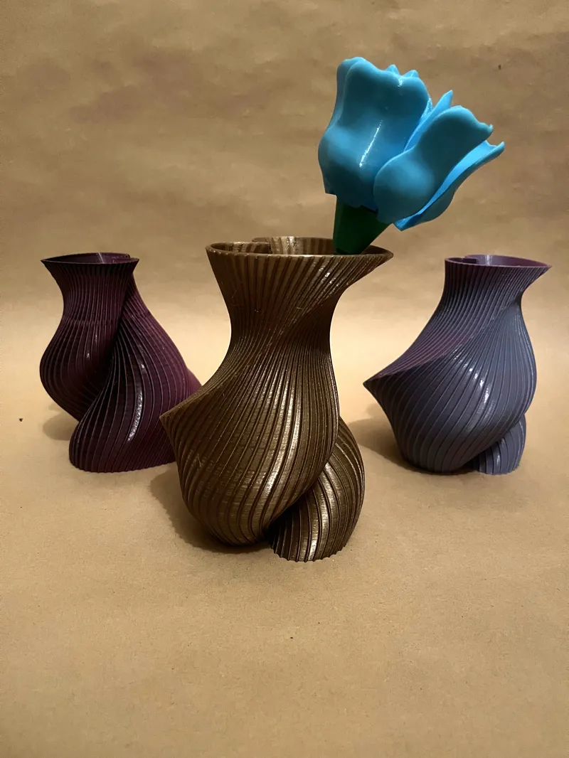 Heart-shaped flower vase