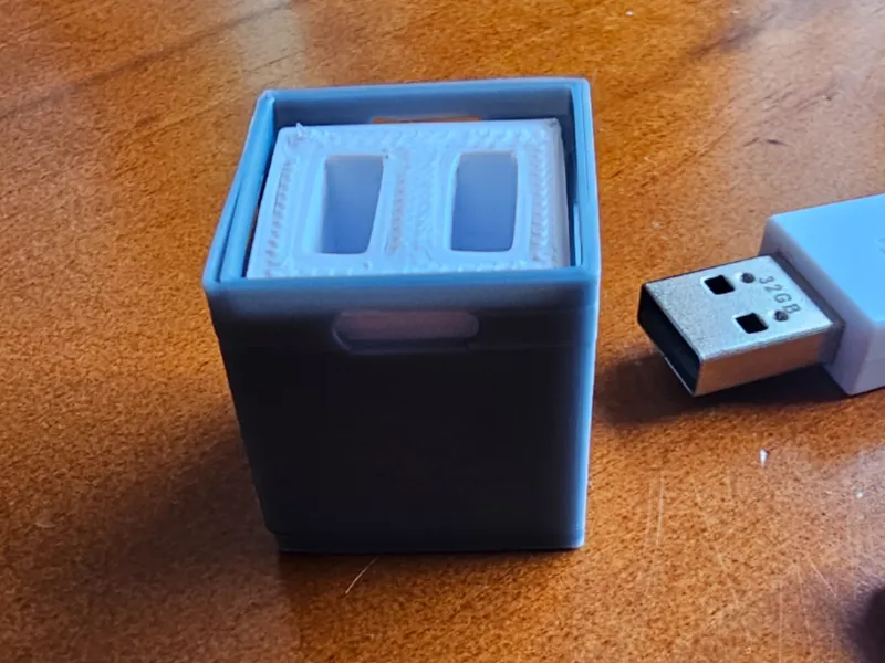 USB Cardboard Box/ Milk Crate Holder