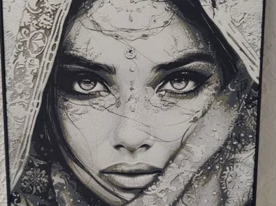 woman with beautiful eyes hueforge