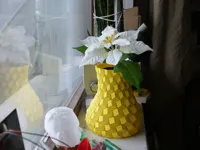 Vase motif nid d'abeille — photo 1