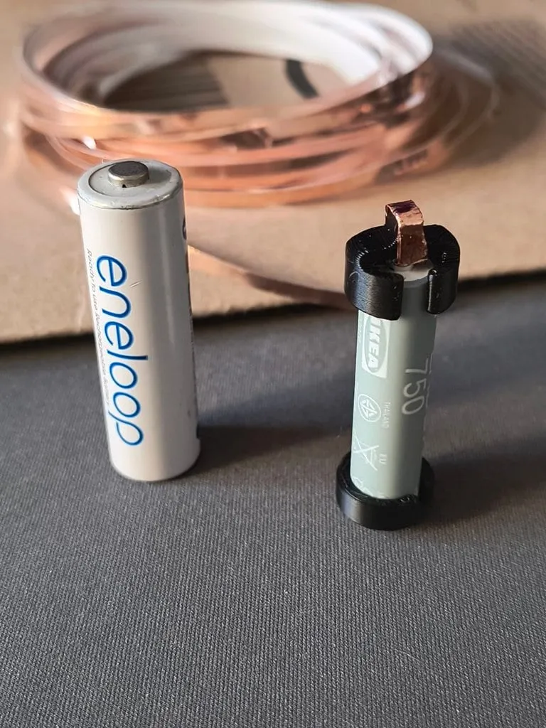 AA to AAA Battery Adapter – Lightweight Design