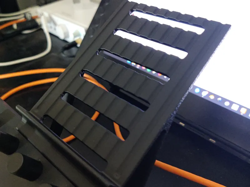 Ableton Move phone holder
