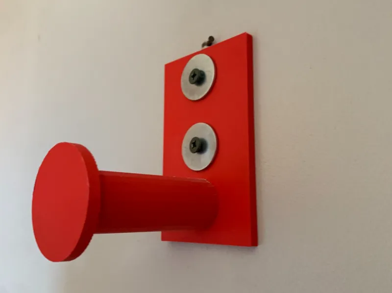 Filament holder wall mount