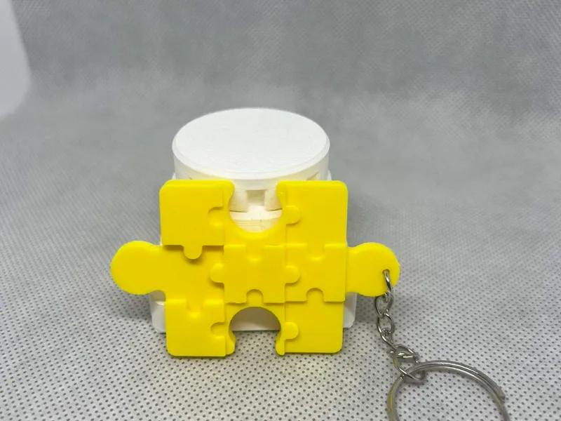 Puzzle Keychain 60x40 Autism Symbol