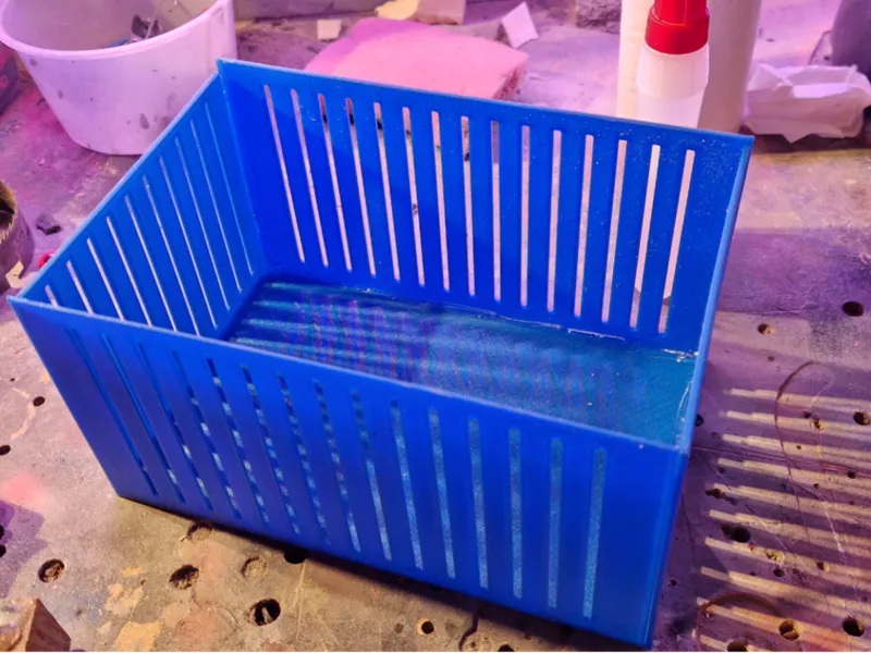 Breeding box