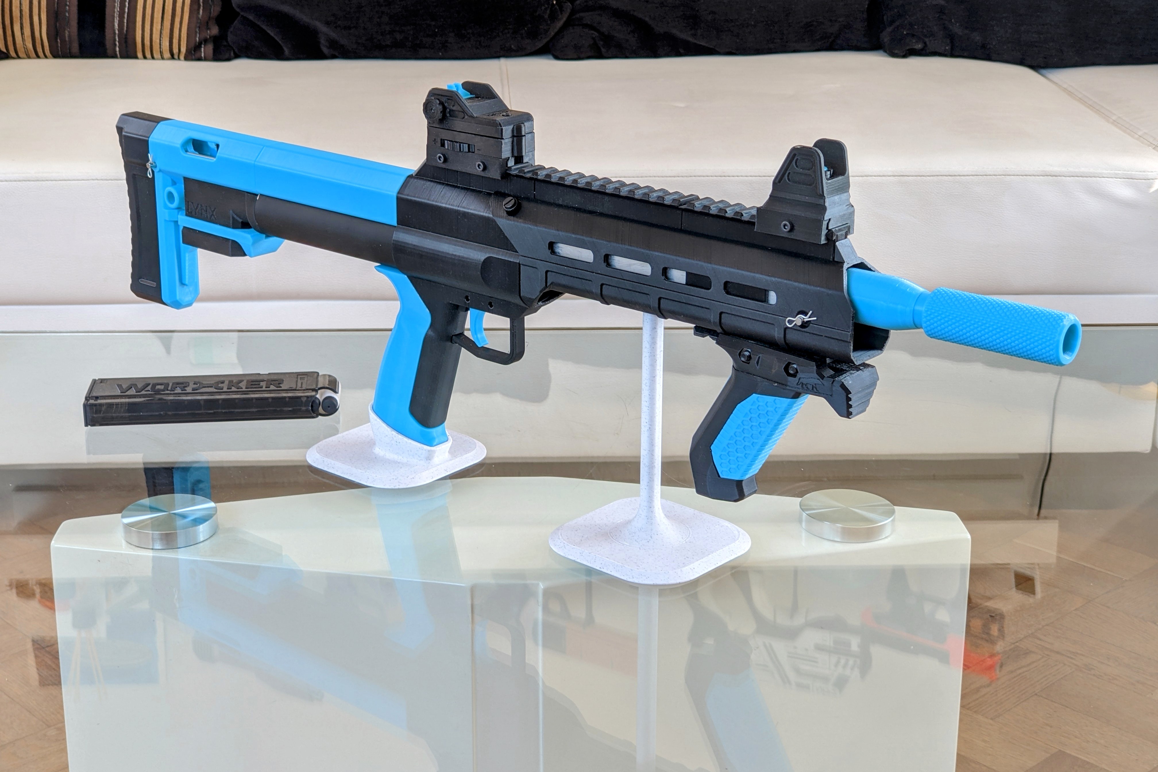 NERF Lynx Stand