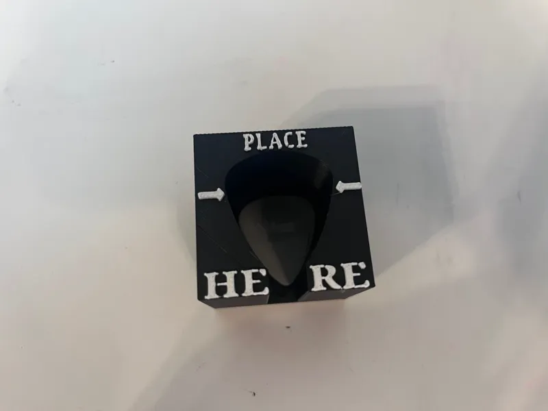guitar pick holder
