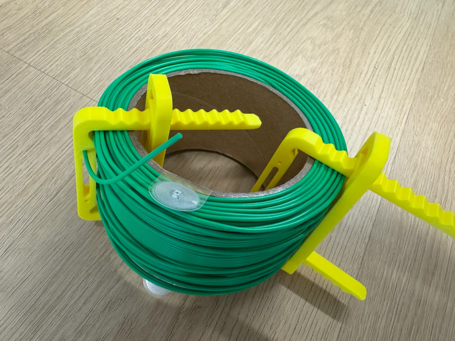 拓竹无料盘耗材束料器(第二代) 来自 user_4028642895 - MakerWorld