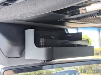 Land Cruiser 2025 Sunglass holder
