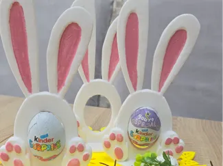 Kinder Egg easter stand