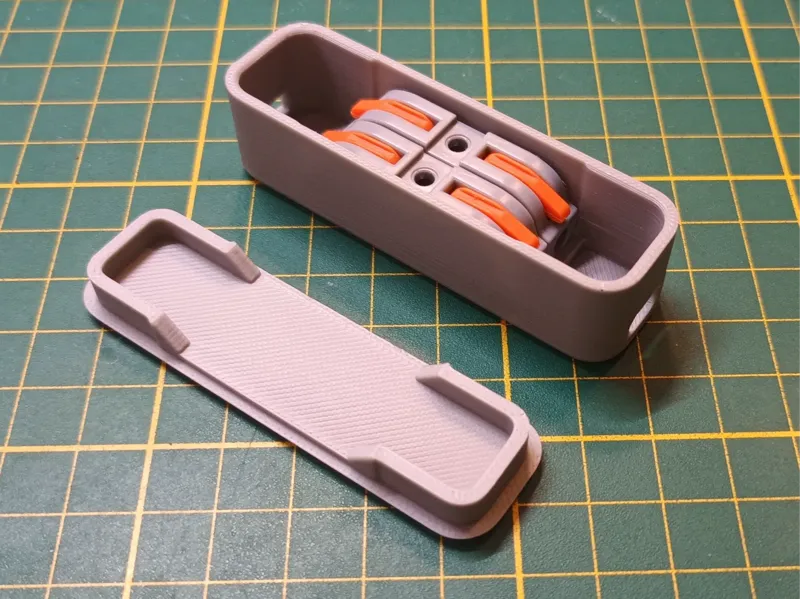 电缆连接器外壳
