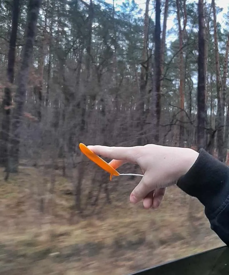 Finger Surf