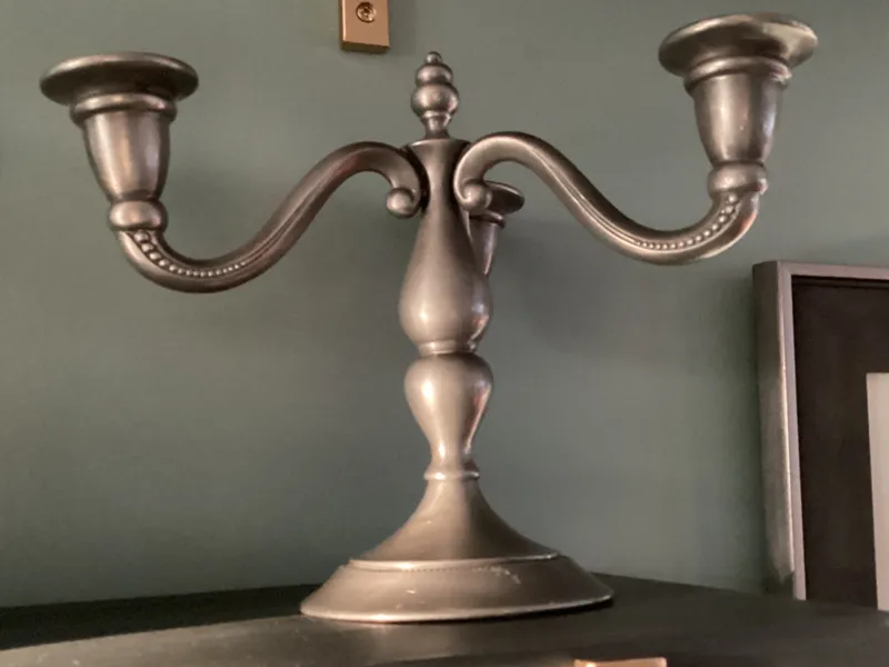 Charming candle holder