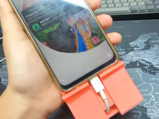 3D Printed Phone Stand with USB Charging