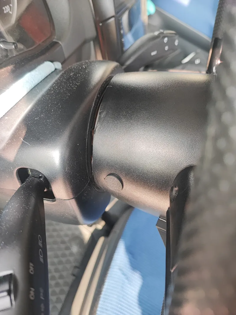 Lupo 3L Steering Wheel Screw Cap