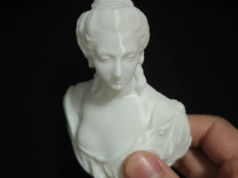 女头像雕塑冰箱贴