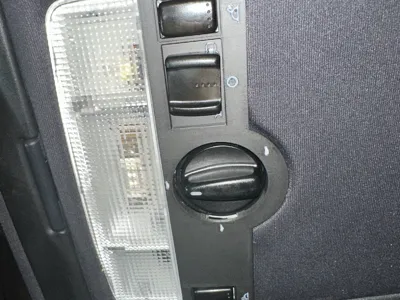 VW R32 MK4 Interior light/sunroof plate
