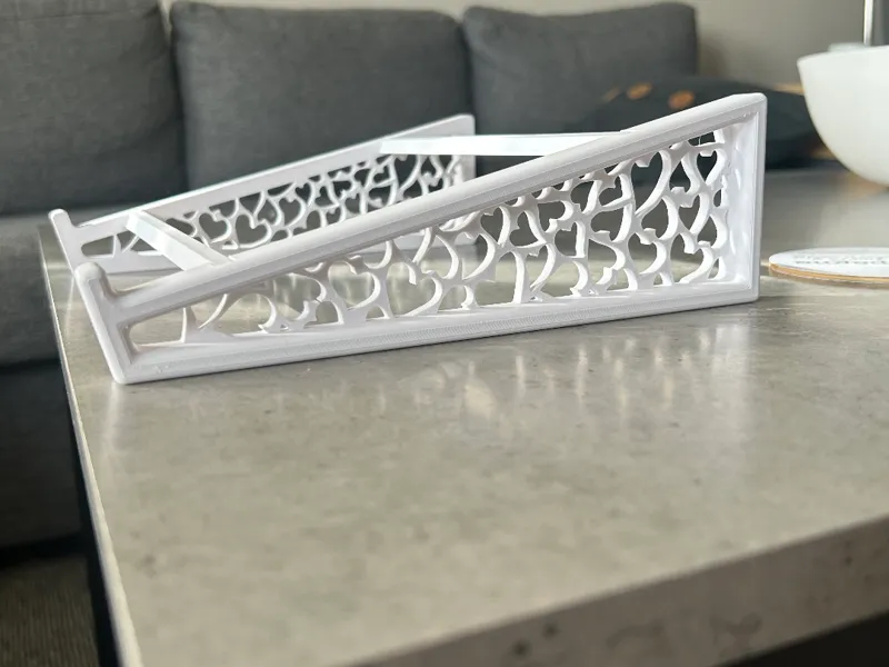 LOVELY LAPTOP STAND