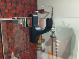 Percha para colgar el albornoz 