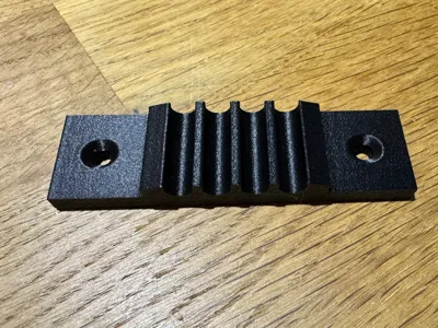 4-way solar cable holder for 6 sq mm cables 