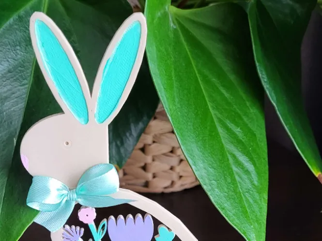 Easter bunny 