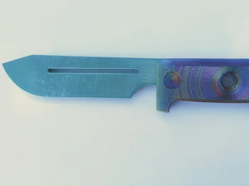 cuchillo de cazador para entrenamiento