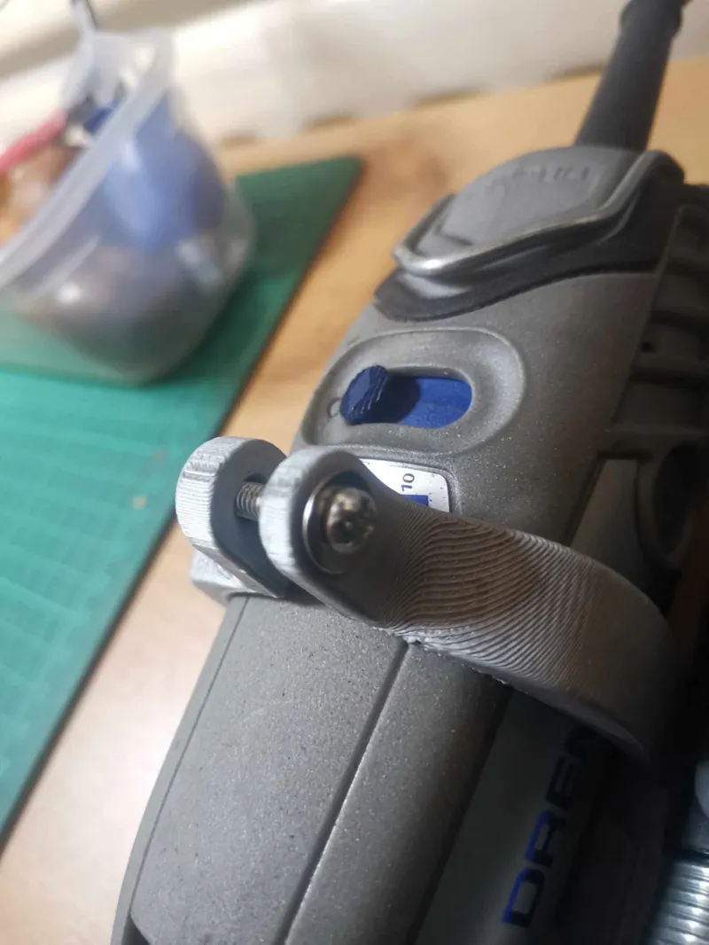 Dremel 3000 + Flex Shaft Holder Bracket w/ vent