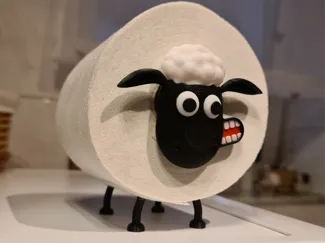 shaun the sheep V2 - new face - toilet roll