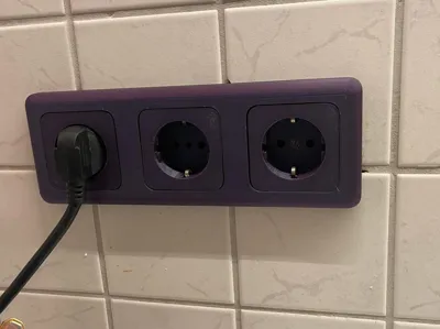 Socket insert and cover 3