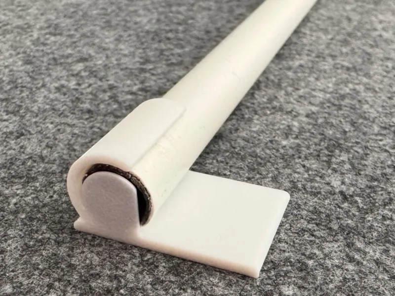 Curtain Holder