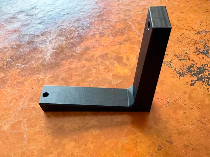 Desk stabilizer 