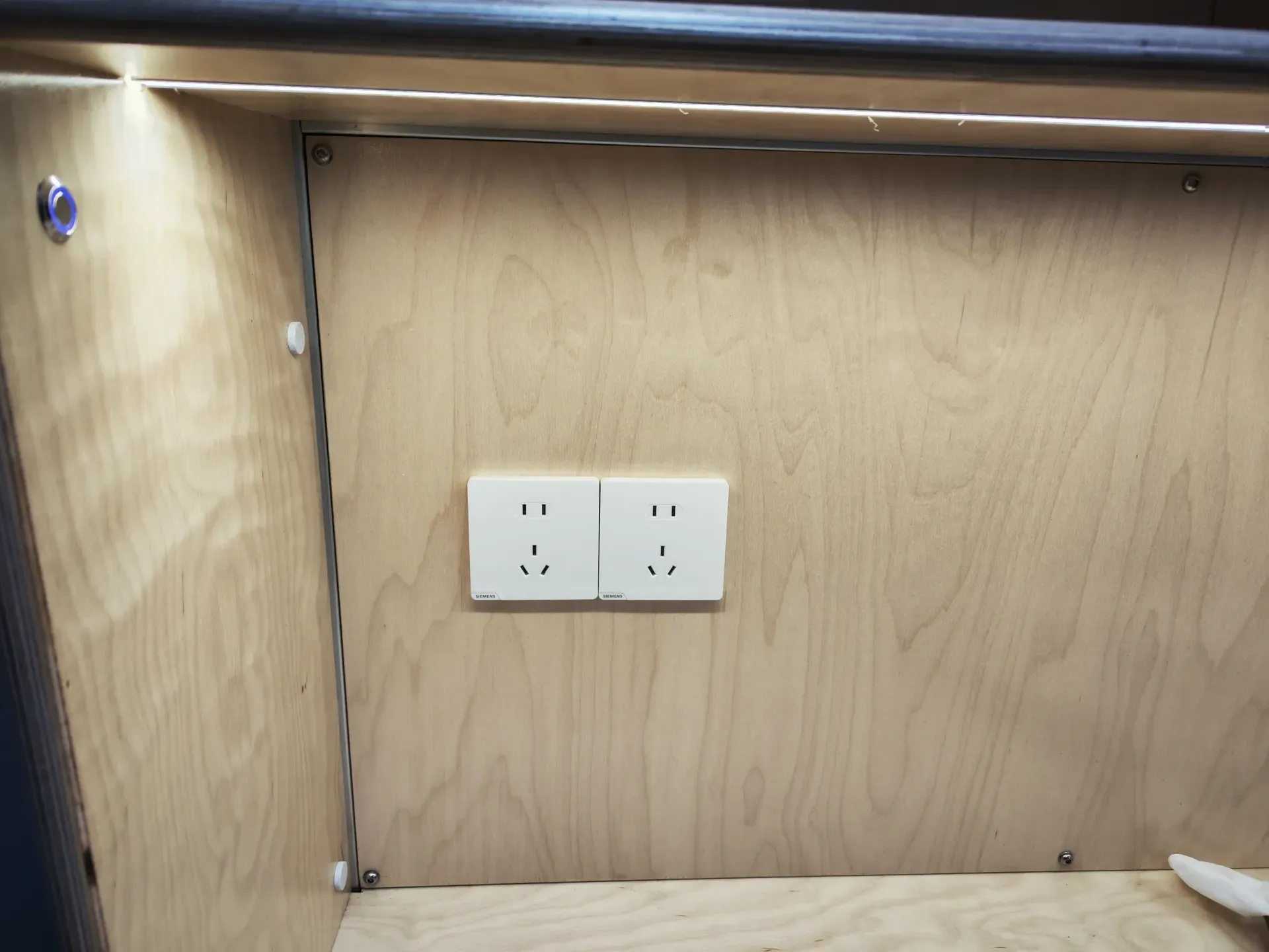 Switch Box Backplate 86 Socket Switch Cabinet Mounting Backplate by plusman MakerWorld ...