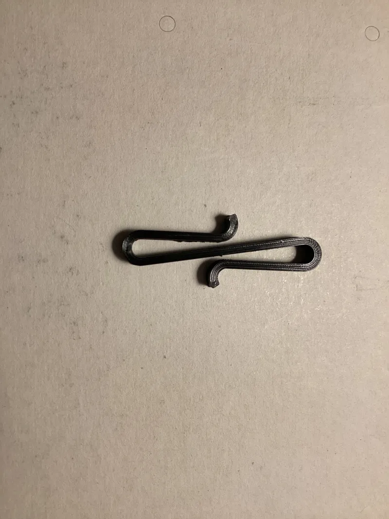S clip