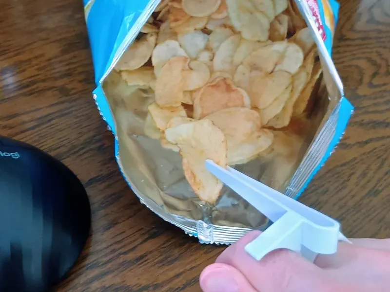 Gaming Snack Tongs