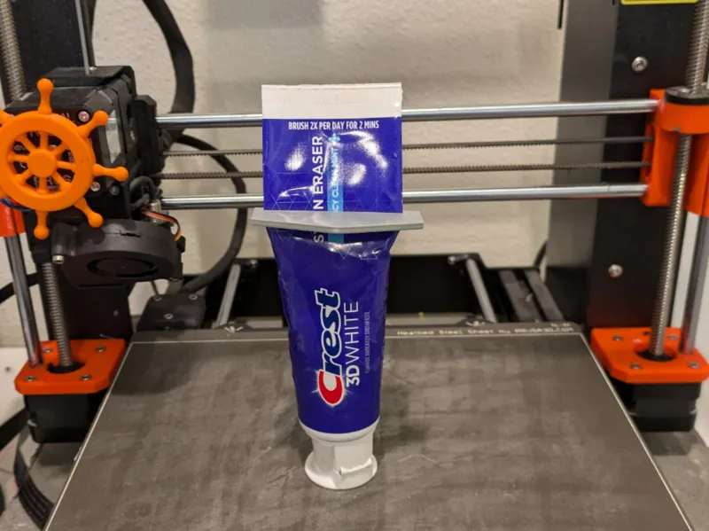 Toothpaste Squeezer