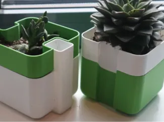Autorefill vase