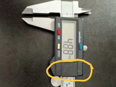 Akkudeckel Gehäuse mit klein Teile passend für iPhone 13 Pro Schwarz Akkudeckel Gehäuse mit klein Teile passend für iPhone 13 Pro Schwarz