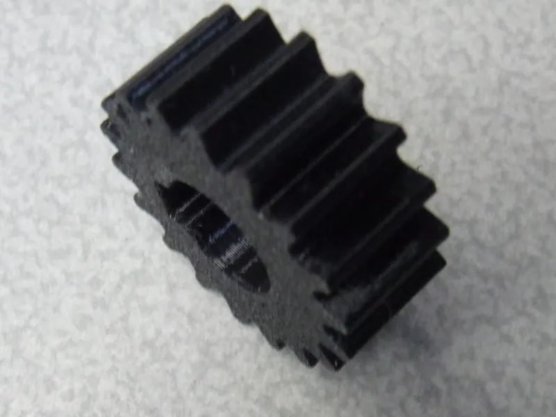 ingranaggio 18 denti  mis 30x12  foro 12