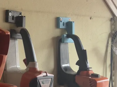 chainsaw holder