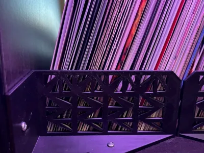 IKEA Kallax Vinyl record backstop