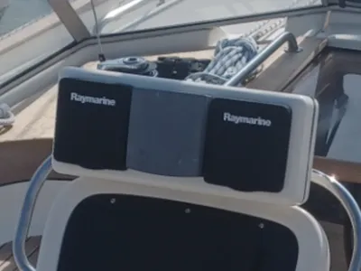 Sailboat instrument box