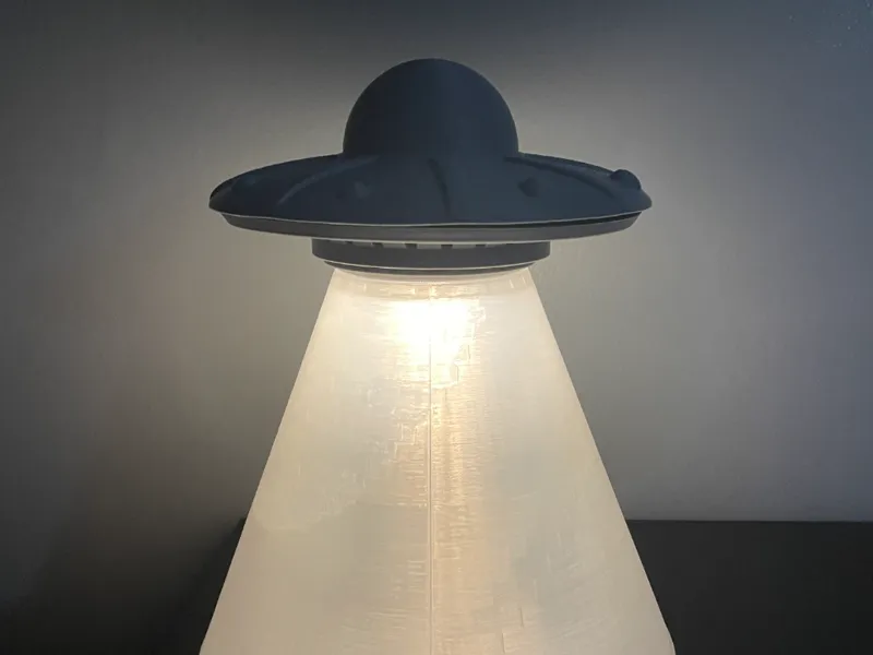 Futuristic UFO Lamp
