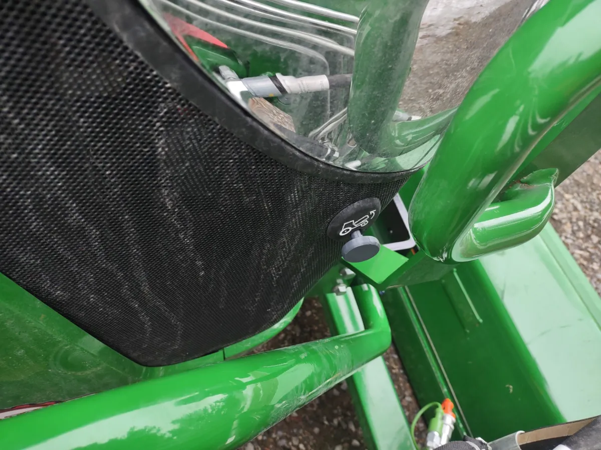 Original Emblema Insignia para capó tractor John Deere R67028 Original Emblema Insignia para capó tractor John Deere R67028