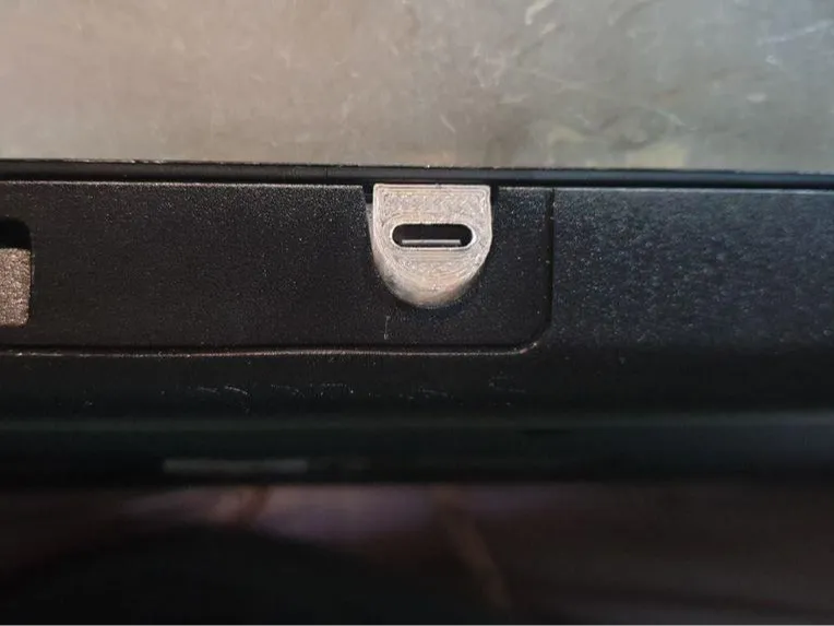 Corsair Strafe RGB USB-C Mounting Adapter