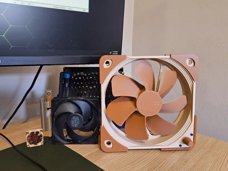 Not-ctua Desk Fan