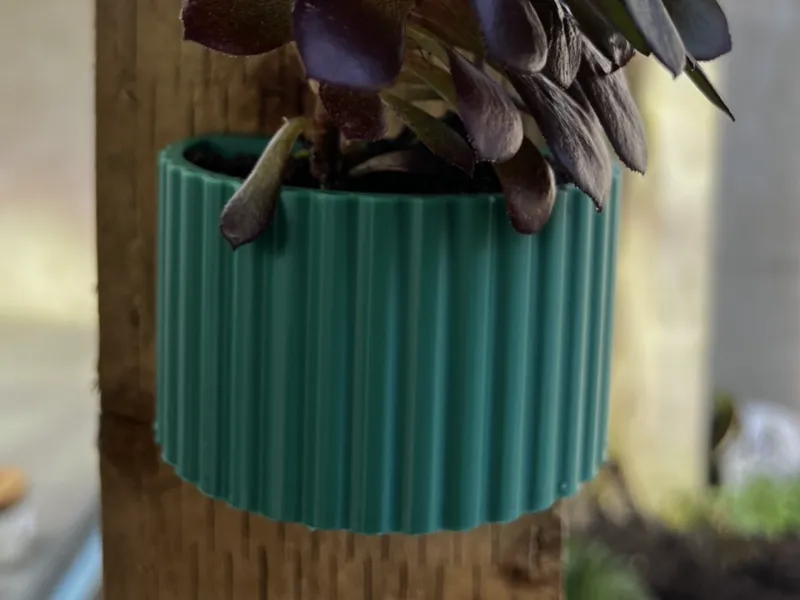 ClipPot - Wall-Mounted 3D Printed Planter