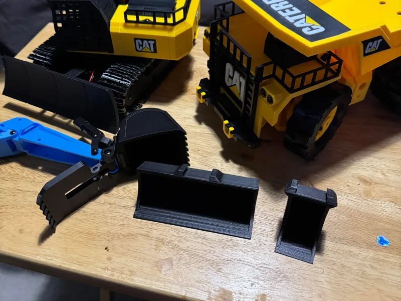 Additional Buckets for ProfessorBoots Excavator