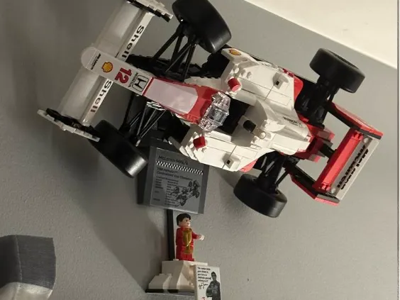 LEG0 10330 Senna mount with podium holder
