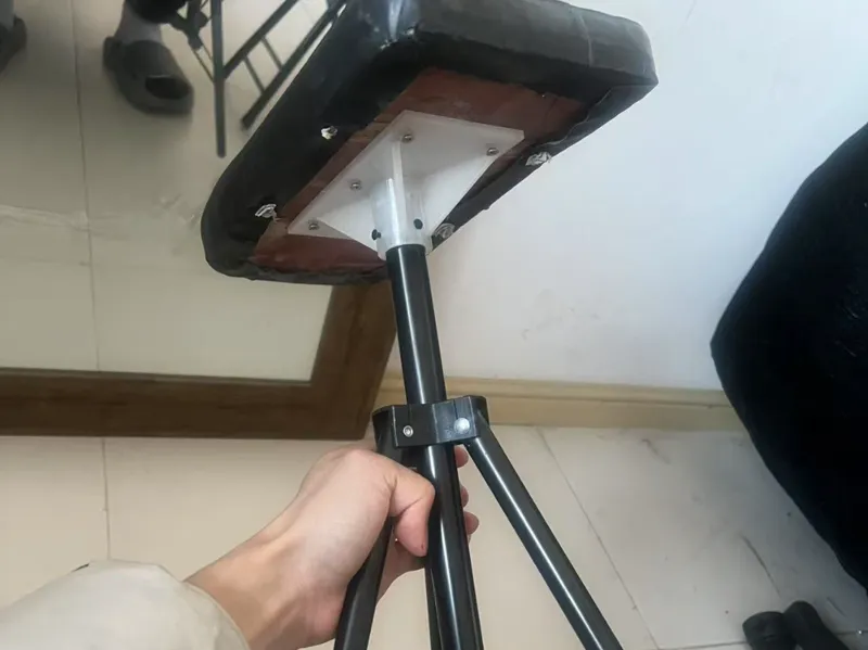 三脚架托盘